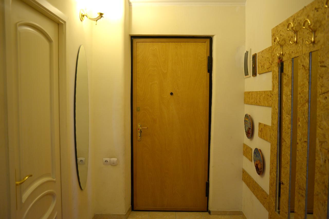 Bright And Modern 4Br Apartment - Center Of Yerevan Ngoại thất bức ảnh
