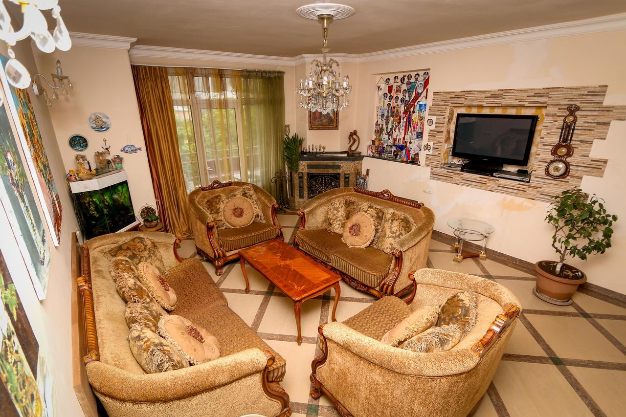 Bright And Modern 4Br Apartment - Center Of Yerevan Ngoại thất bức ảnh